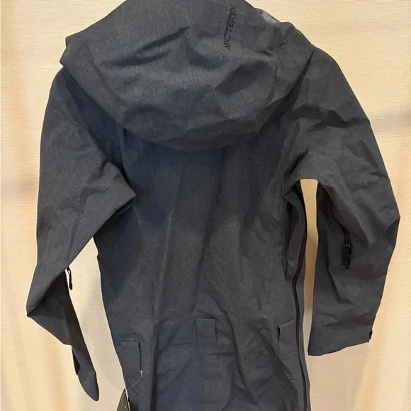 Arc’teryx Incendia Women’s One Piece Snowsuit - Picture 10 of 10